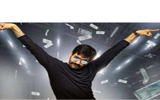 khiladi-ravi-teja-unveils-first-look-of-his-forthcoming-telugu-film-with-meenakshi-chaudhary